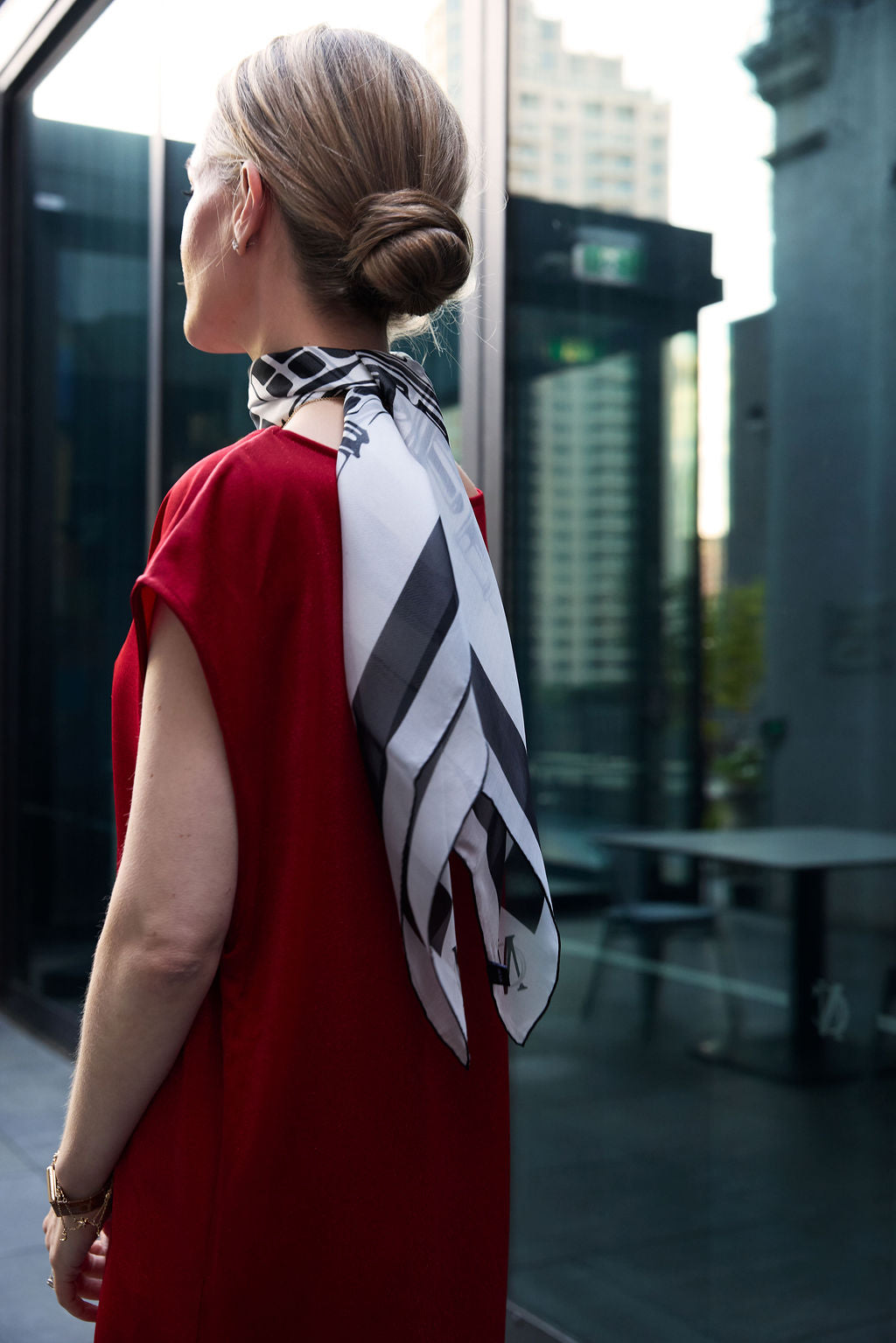 The Grand Façade Scarf